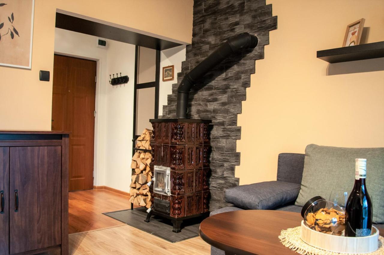 Apartament "Klimatycznie" - Przytulny, 4-Osobowy, Jelenia Gora, Cieplice Kültér fotó