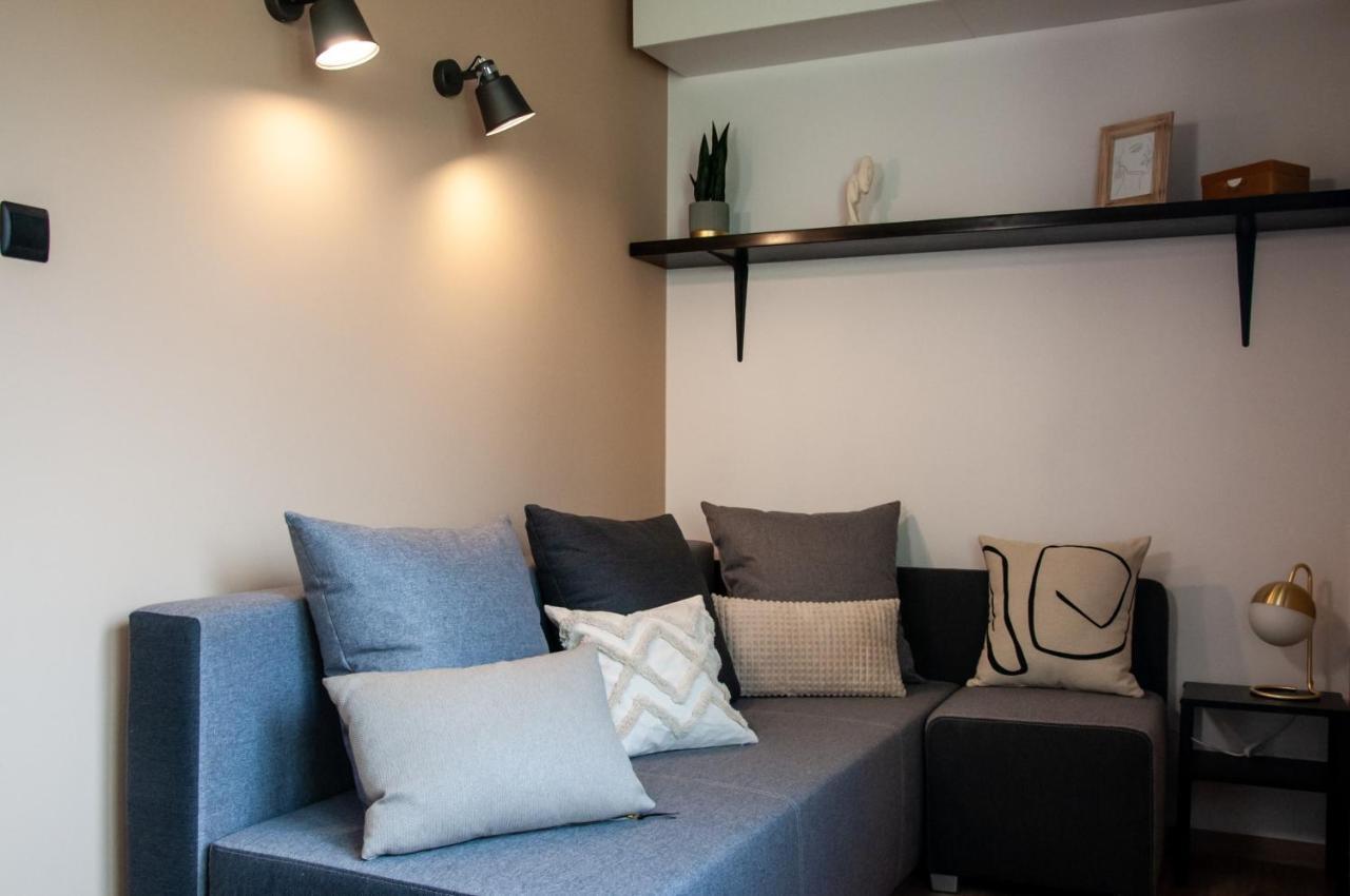 Apartament "Klimatycznie" - Przytulny, 4-Osobowy, Jelenia Gora, Cieplice Kültér fotó